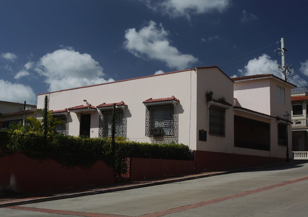 Casa de Francisco Mariano Quiñones-1830-1908-Gobernante, escritor, historiador, periodista y patriota-San Germán by Ricardo David Jusino