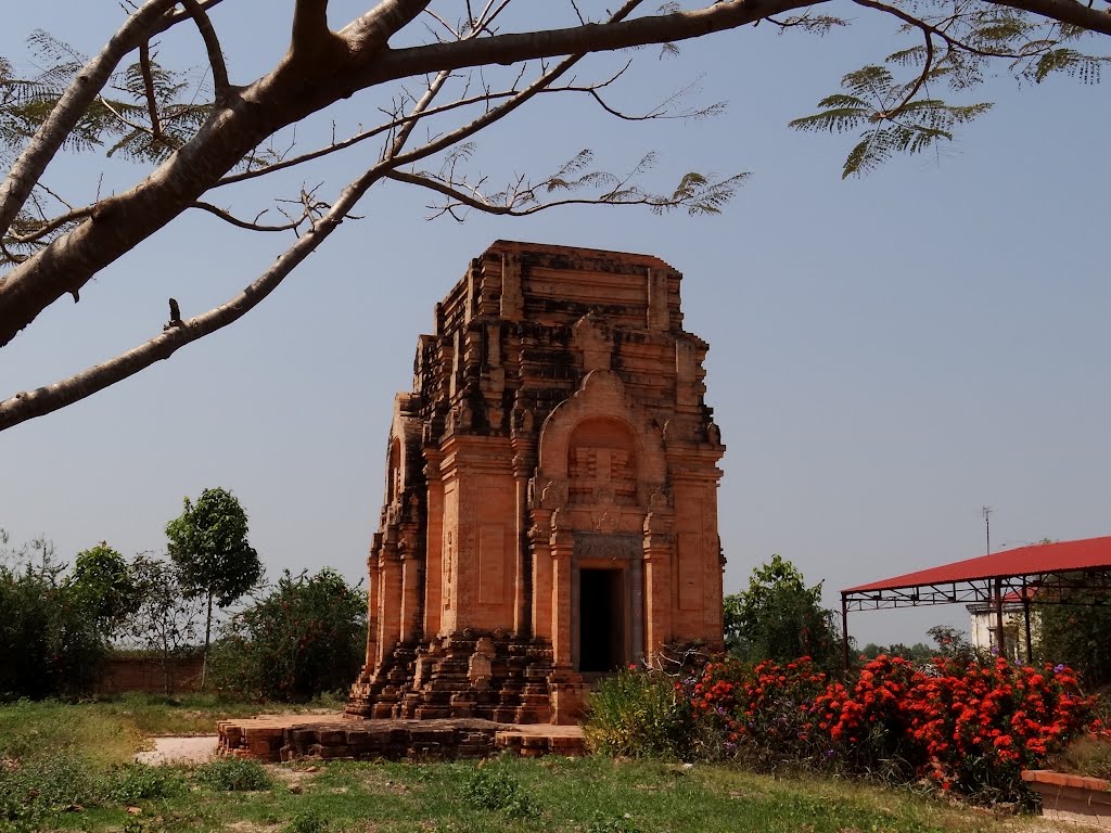 Tháp Chót Mạt - Tân Biên by Ngọc Viên