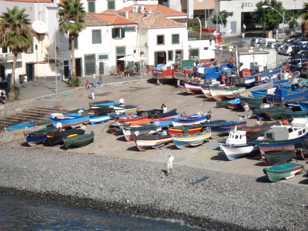 Câmara de Lobos - Hafen by AquaMellon