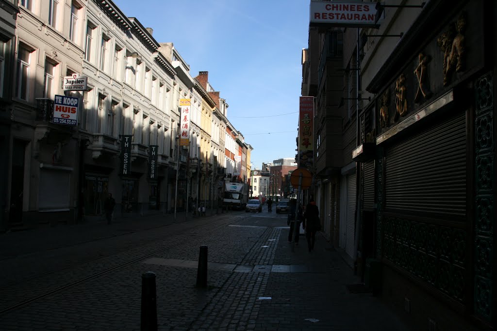 Van Wesenbekestraat, Antwerpen. by Carl030nl