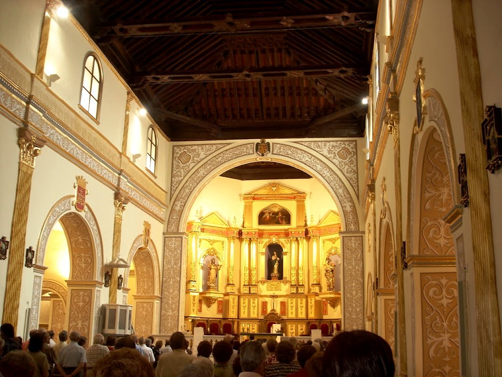 Abla. Interior de la iglesia by VIVATIJOLA