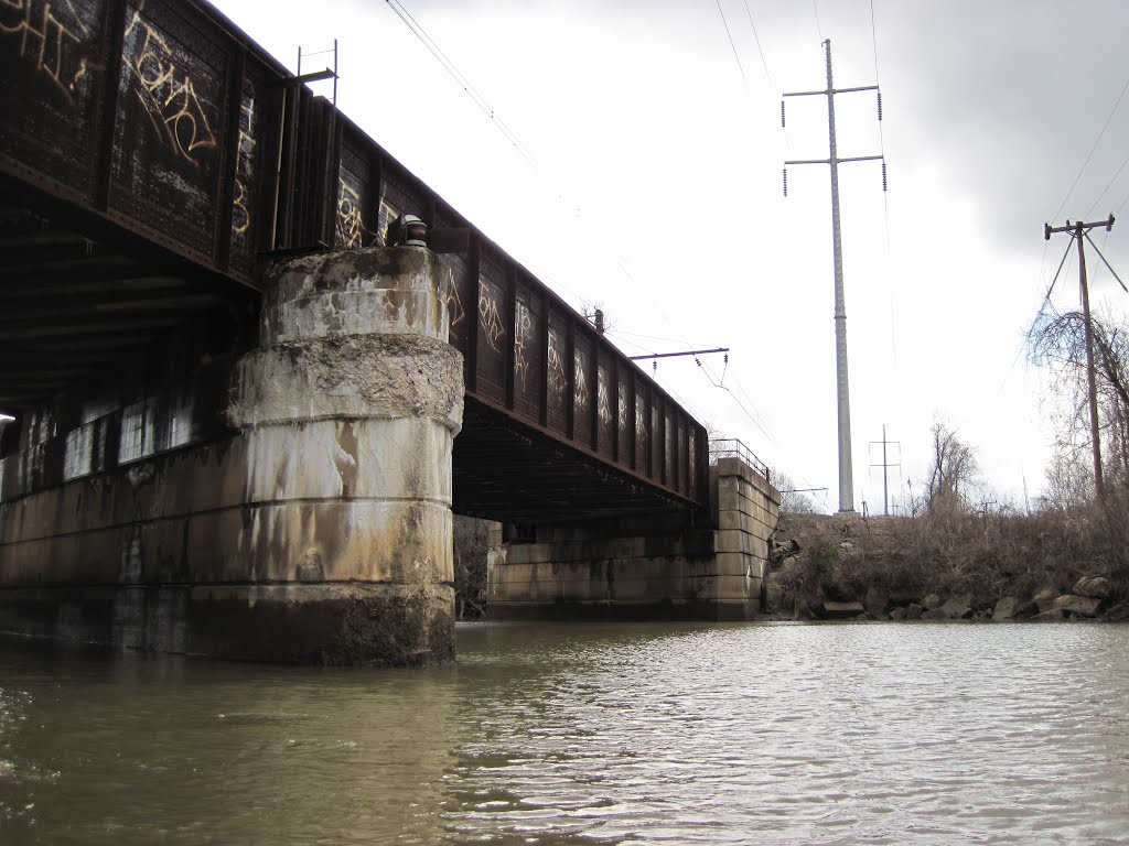 The crumbling infrstructure of our rails by midatlanticriverrat