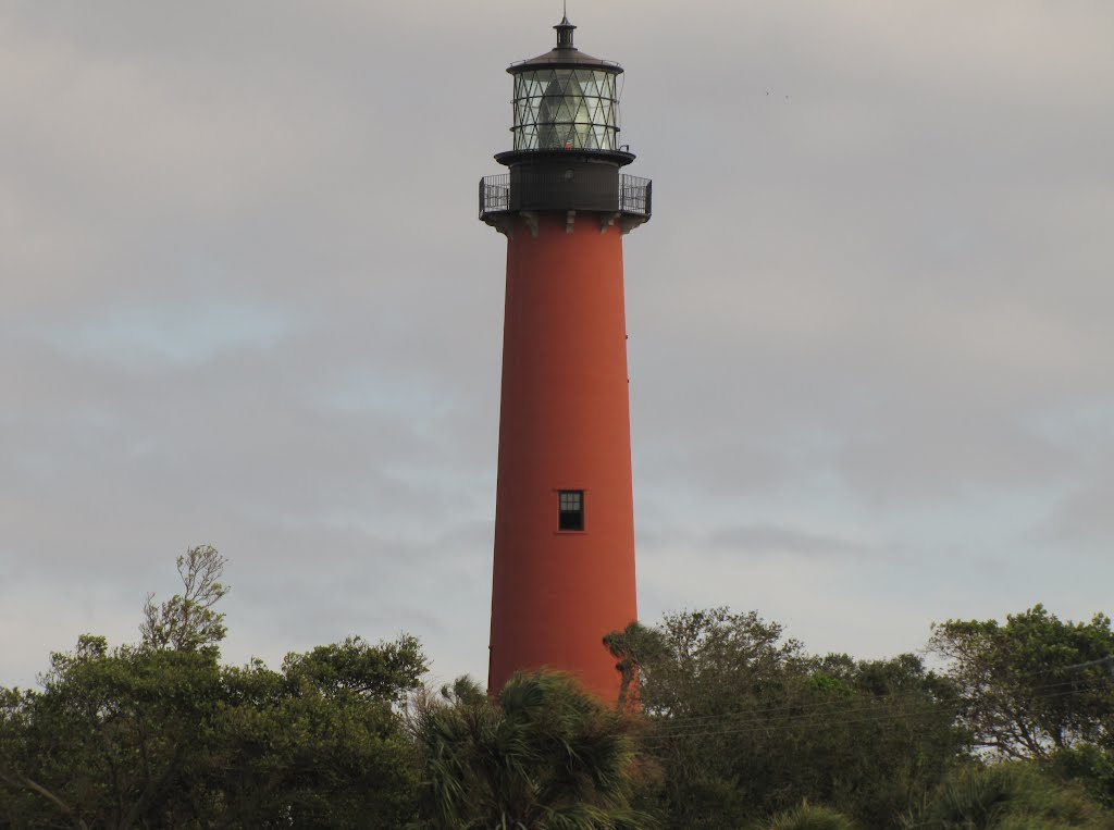 Jupiter Inlet Light from Parking Area by Chris Sanfino