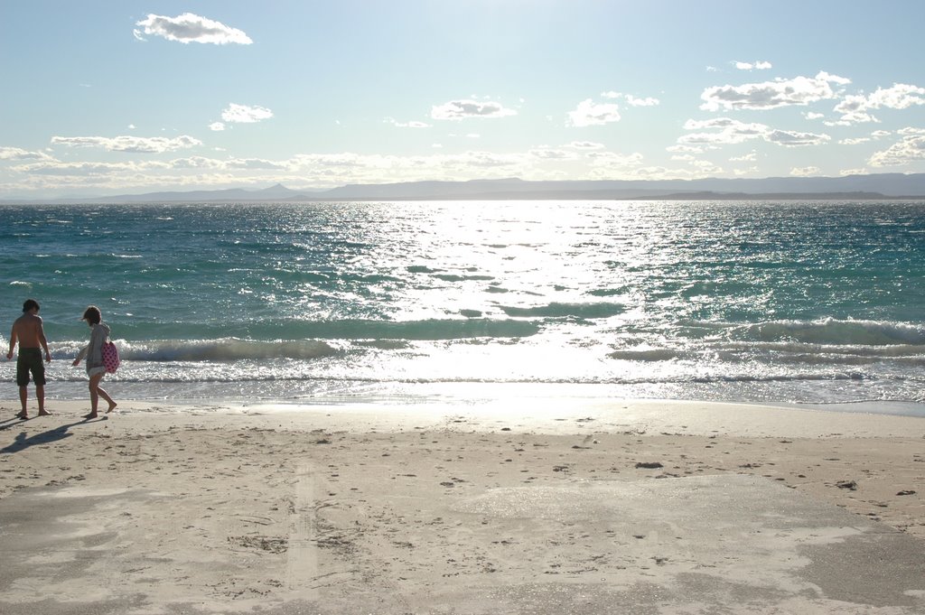 Wreck Bay Beach, Jervis Bay by kksh