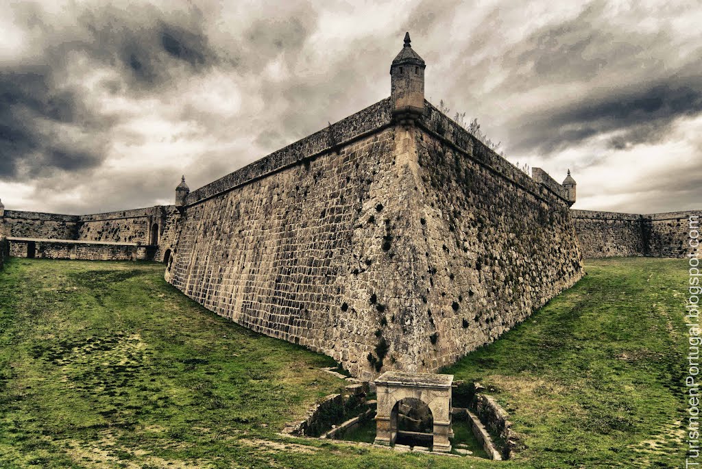 Forte de Sao Neutel en Chaves by Turismo en Portugal