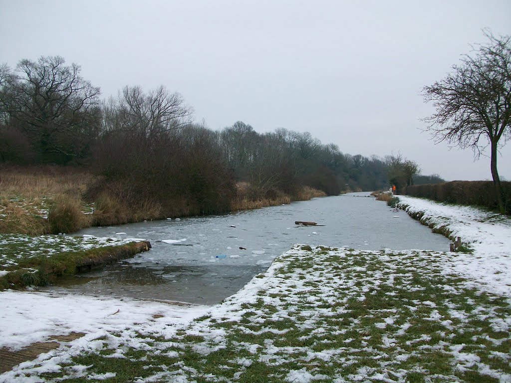 Wilts & Bucks Canal - Wootton Bassett by chris_mitchell