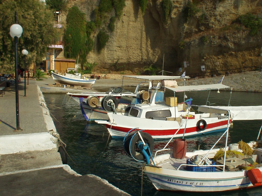 Agia Galini, Kreta by Dieter Kreuzenbeck