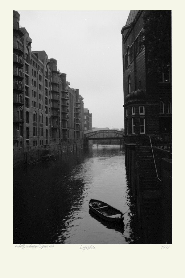 Speicherstadt Anlegeplatz by Greenballoon