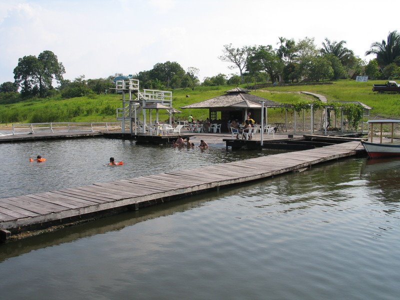 Paraíso D'angelo, Manacapuru, Amazonas, Brasil by Renato Lins