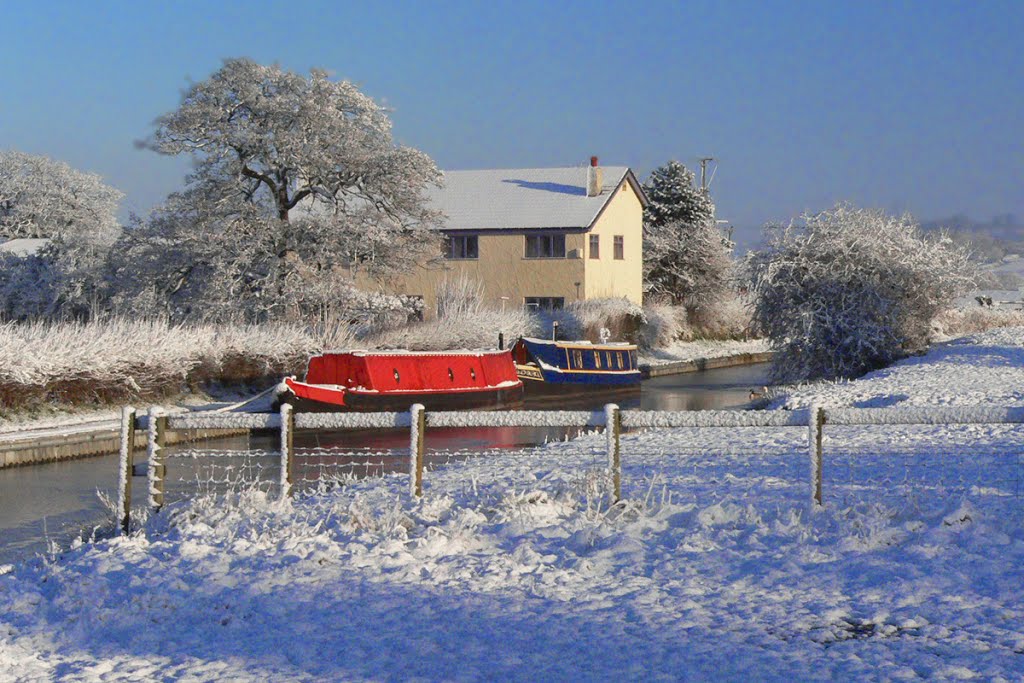 Cauldon Canla &Fine Feathers Farm at Endon by Bob McCraight