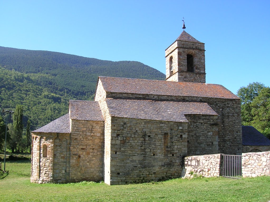 Iglesia Románica de Sant Feliu de Barruer by conradopueyo