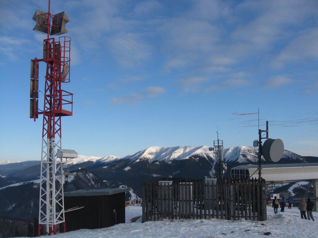 Donovaly-Nová hoľa 1370 m.n.m.-vysielače a Prašivá by Mirec-speleork.sk