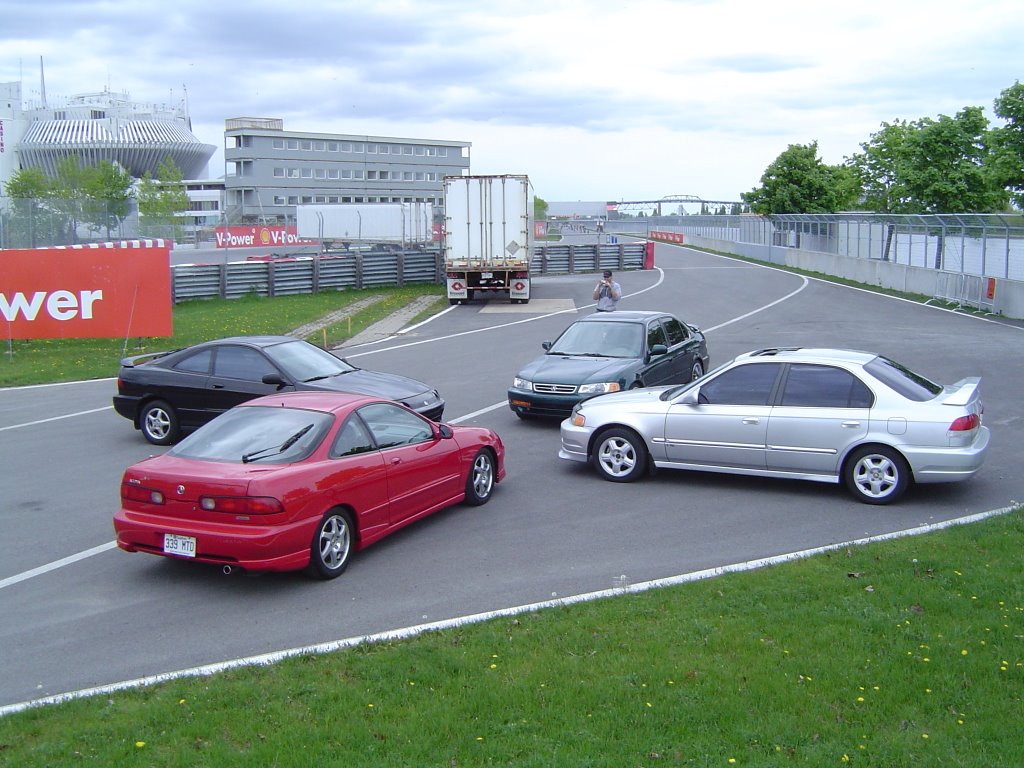 4 Acuras in pit lane by vaportrails