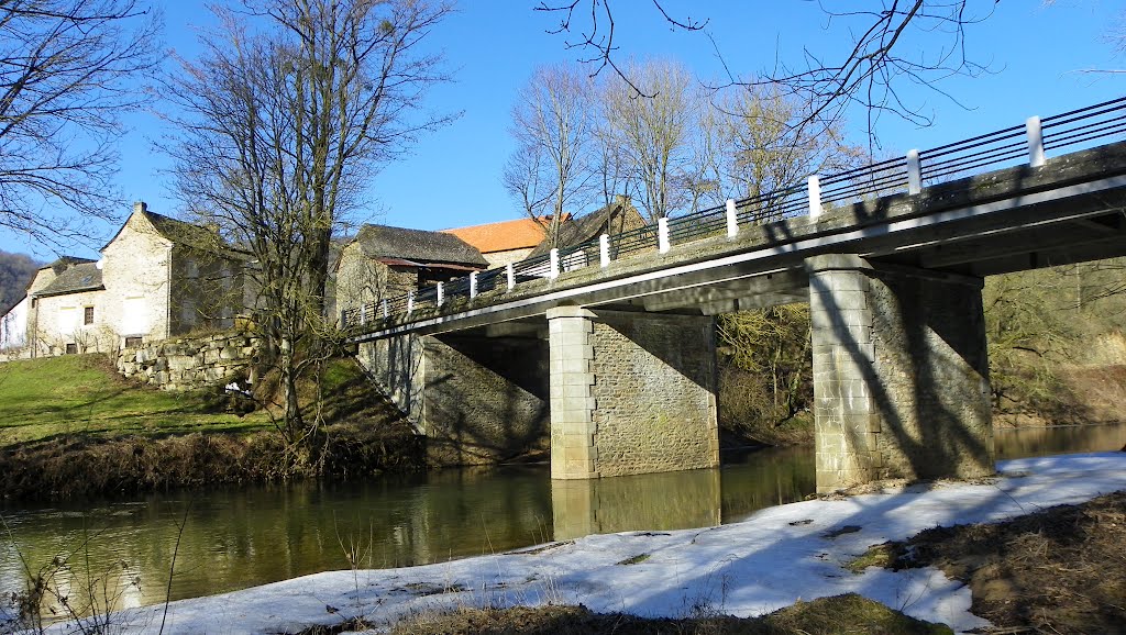 Le pont de mirabel by rotfred