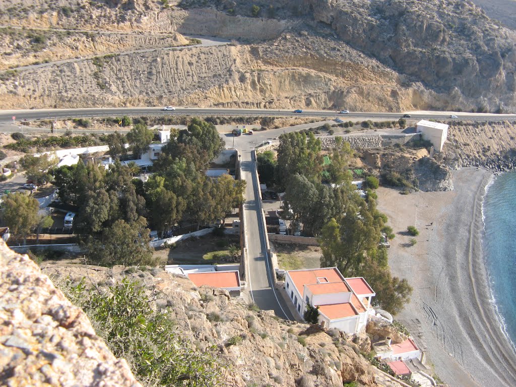 Acantilados entre Almería y Aguadulce by José Angel, delapeca