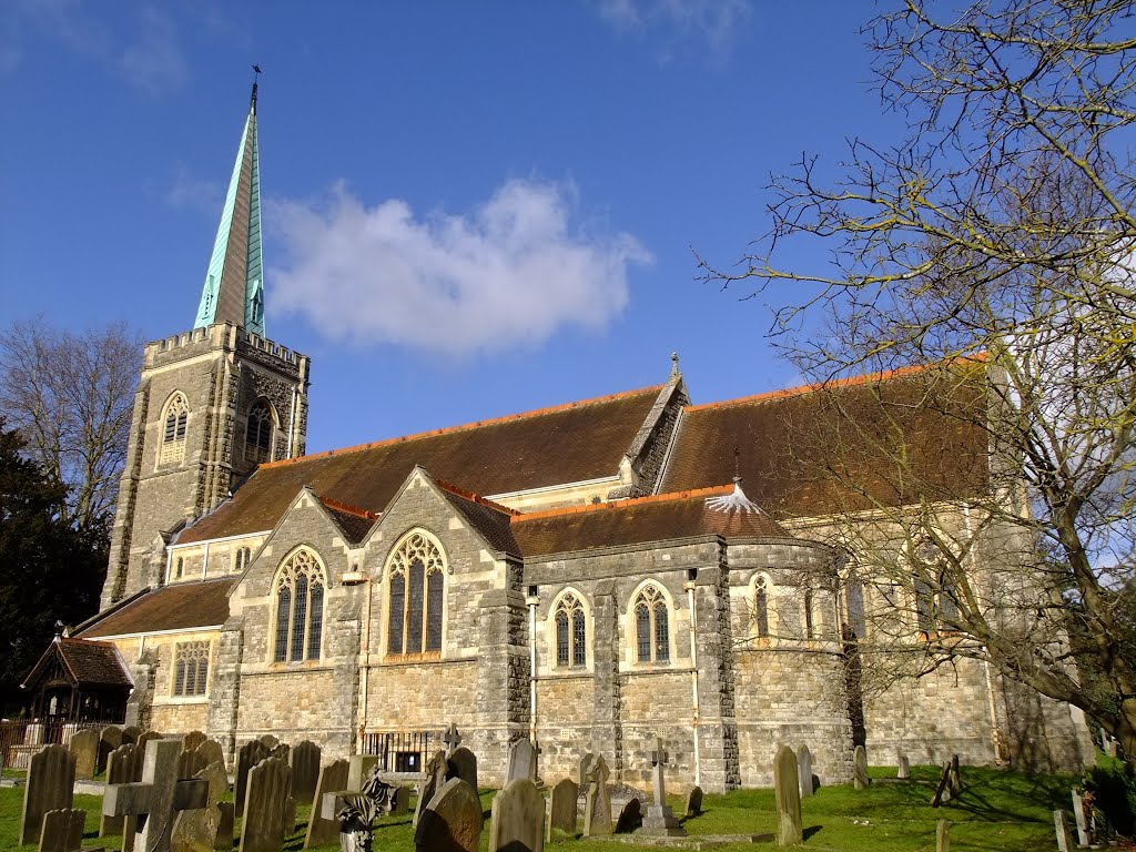 St Nicollas Church Taplow by Peter Gooding