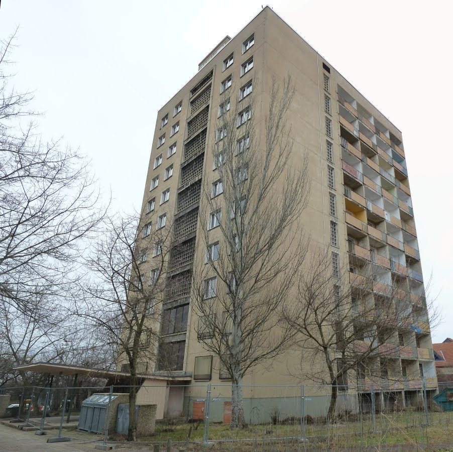 Hochhaus Lutherstraße by Martin Beitz