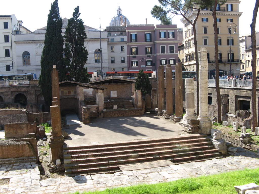 Rome - Temples du Largo Argentina-Temple A by Laurent Guyard