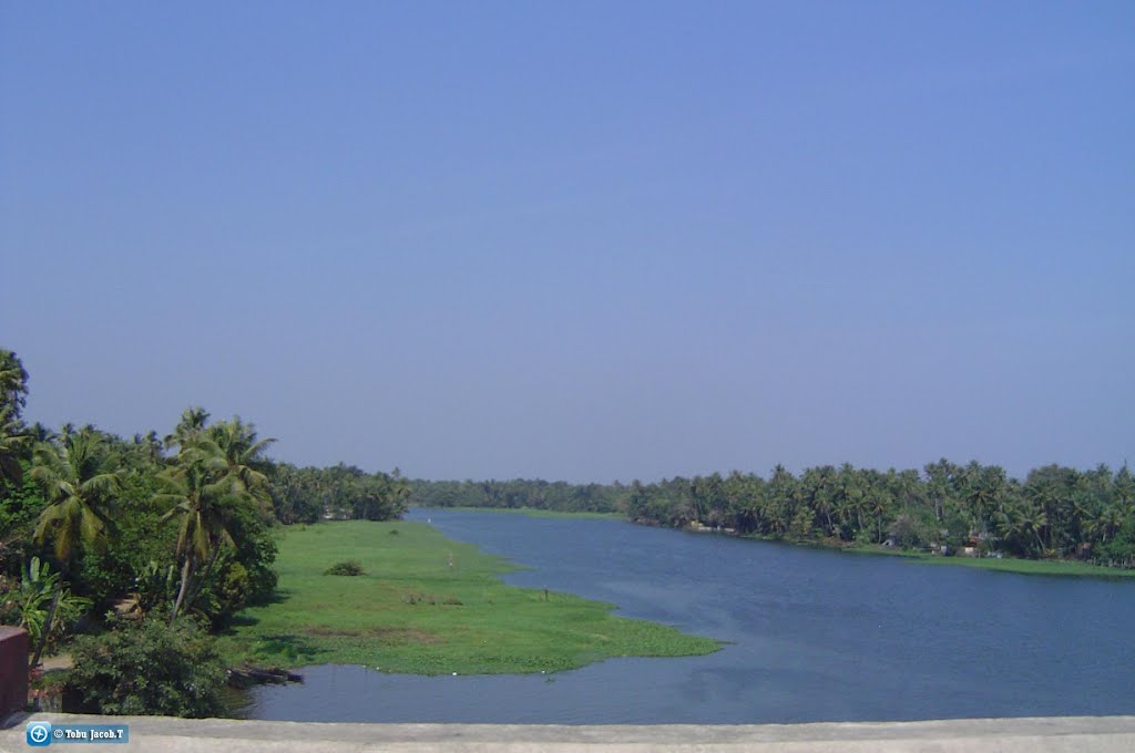 Varapuzha Bridge-view by Tobu Jacob.T