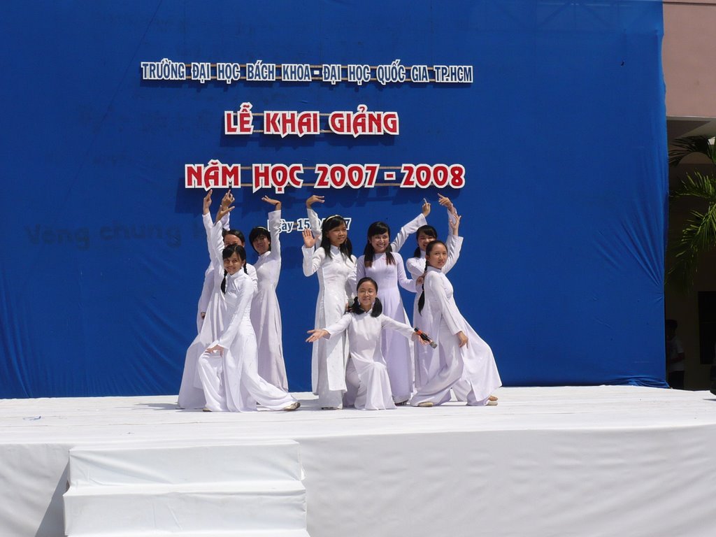 Khai giang nam hoc 2007-2008 by GiangcK