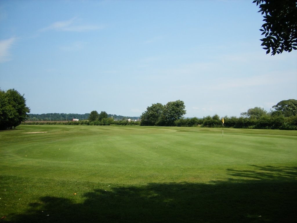 Fishwick hall golf club, 9th green by russbomb