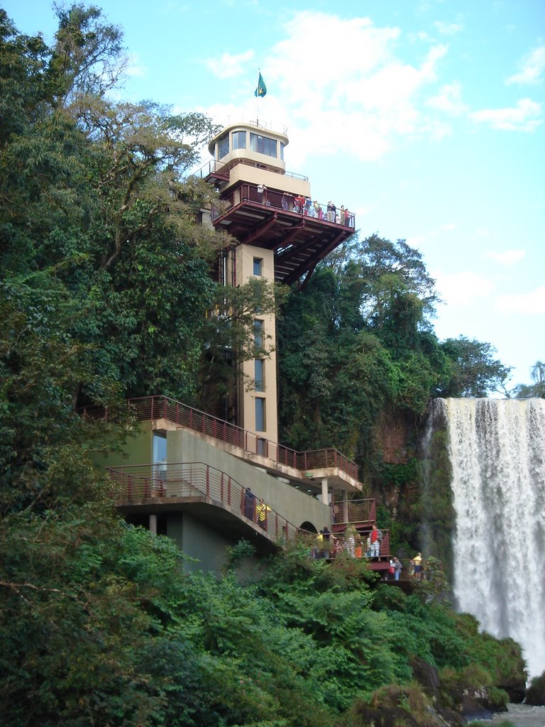 Cataratas do Iguaçu - Elevador Mirante by Marcelo Heidemann