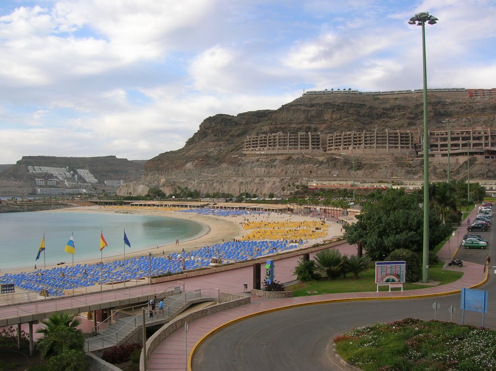 Playa Amadores-Gran Canaria by antero