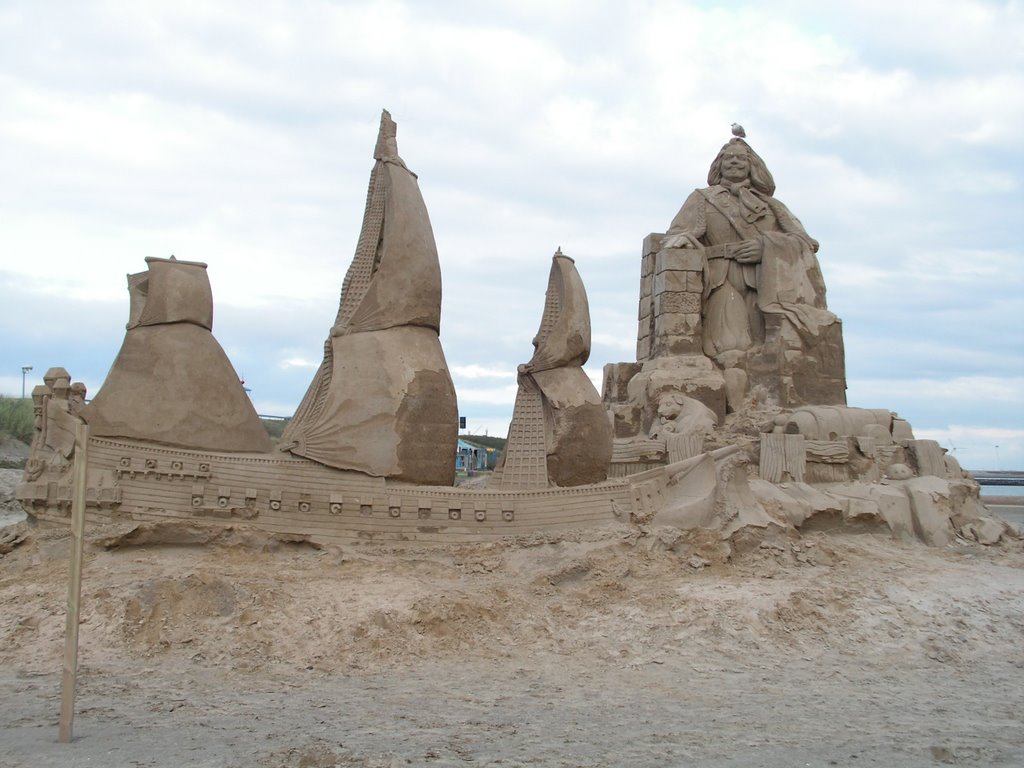 Netherlands, Neeltje Jans, sandsculpture of Michiel Adriaenszoon de Ruyter by Ludolf