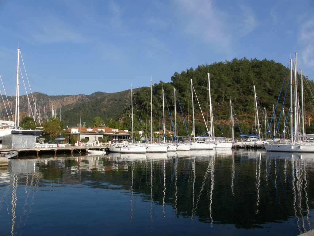 Albatros marina, marmaris by ugurkostepen