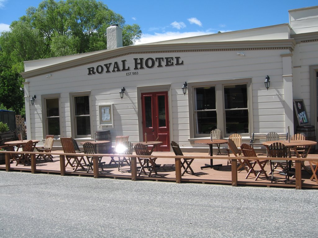 Royal Hotel Naseby by Hp biker