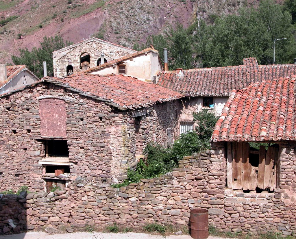 ROBRES DEL CASTILLO (Valle del Jubera). La Rioja. 2005. 04. by Carlos Sieiro del Nido