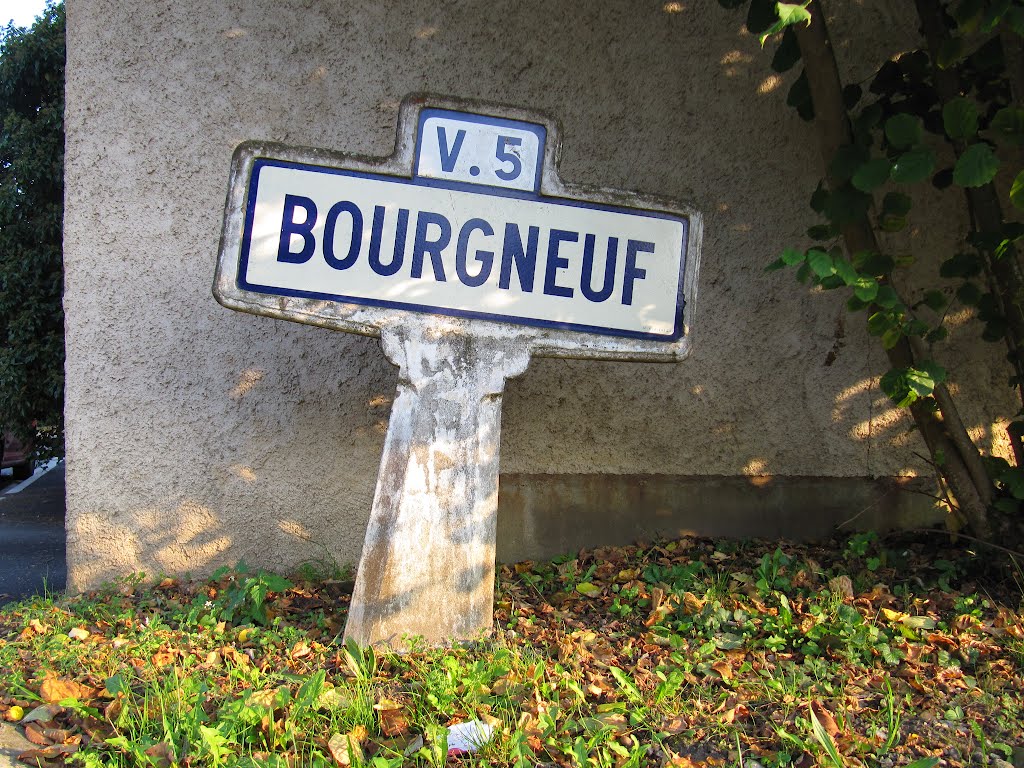 Le Bourgneuf, Yvelines, Ile-de-France, France by Marcel Musil