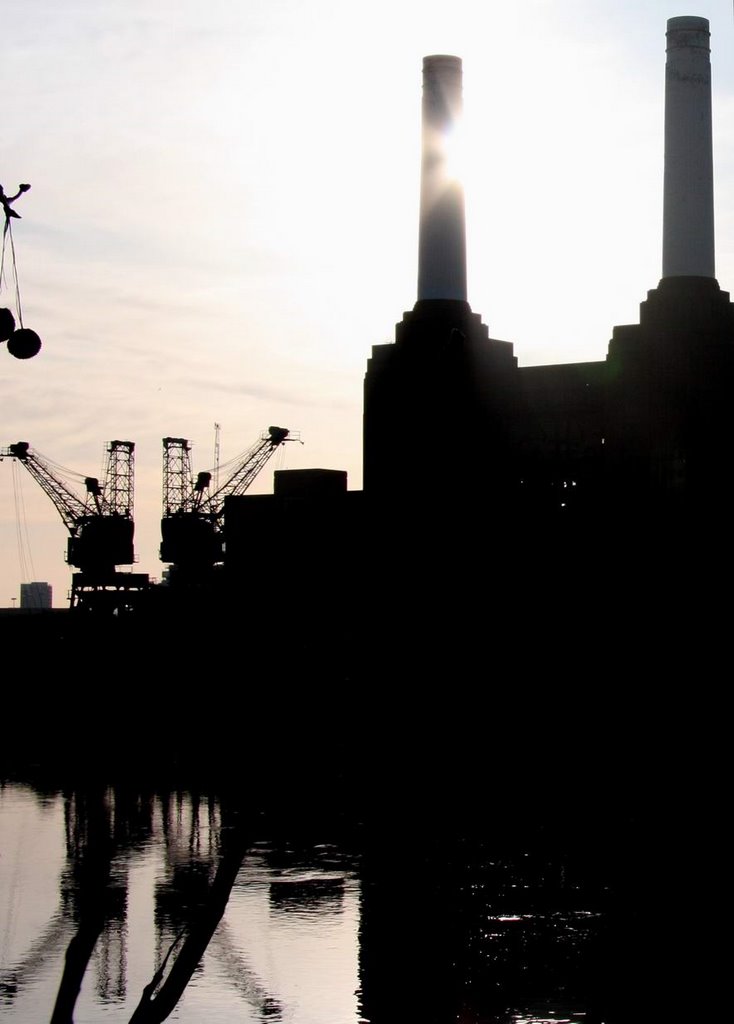 Portrait of Battersea-Power Station by thearnie