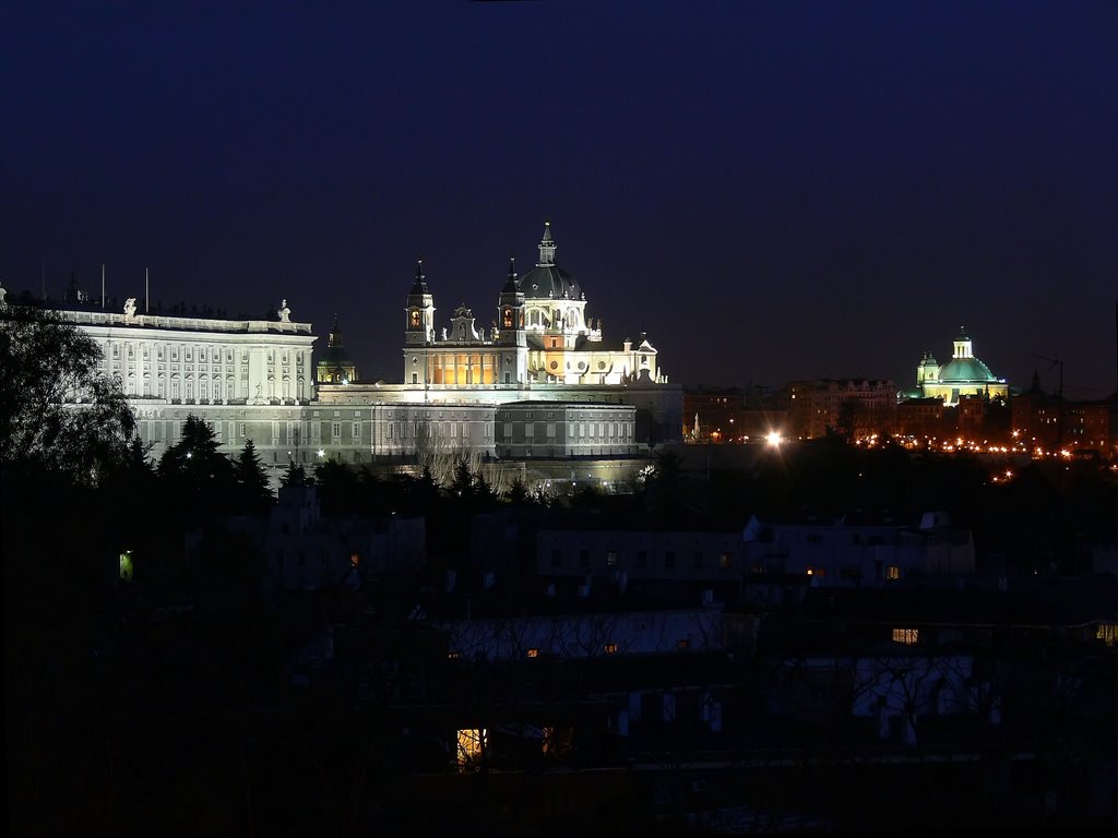 Palacio real y catedral de la almudena by carlos izcue