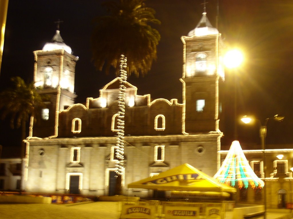 Vista Nocturna Catedral De Zipaquirá by Luis Guillermo Canto…