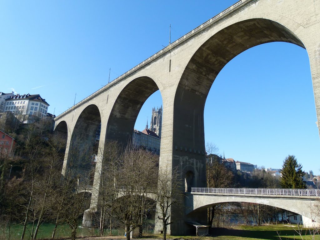 Pont de Zaehringen by Magda GHALI