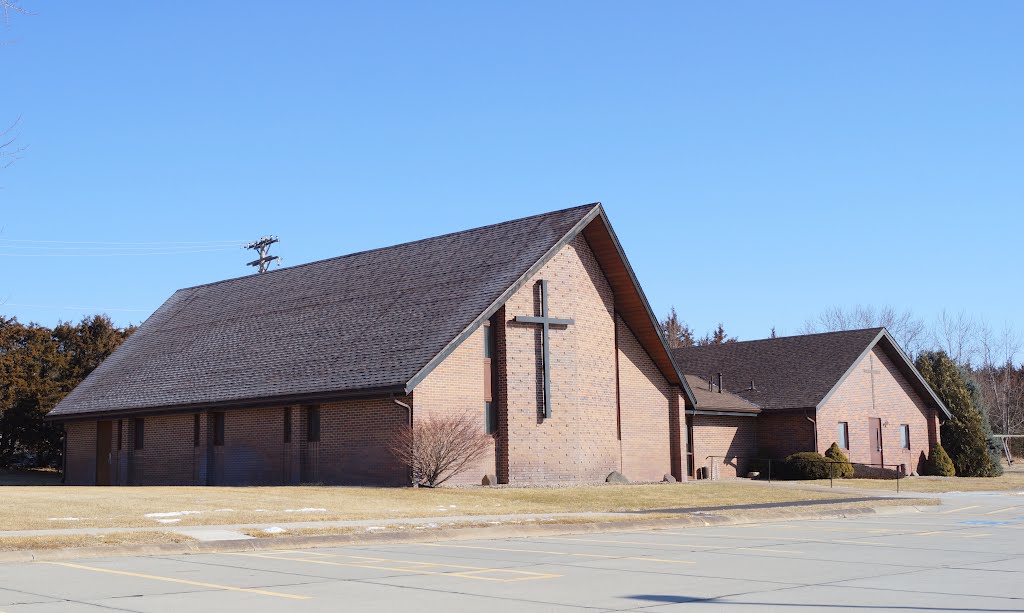 Norfolk, NE: Shepherd of Peace Lutheran (WELS) by pylodet