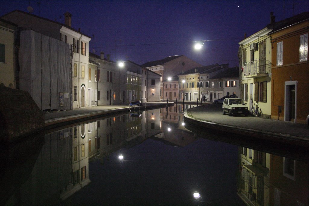 Natale a Comacchio: Canale Maggiore by Carlo Pelagalli