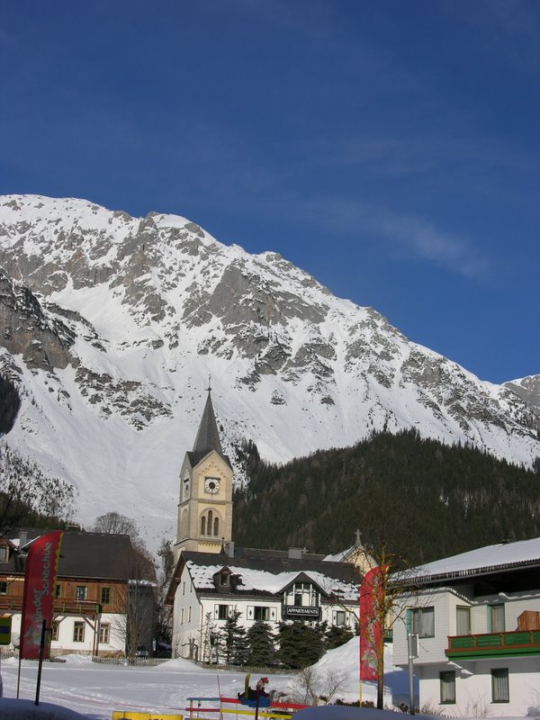 Kirche by Familie Pustylnik