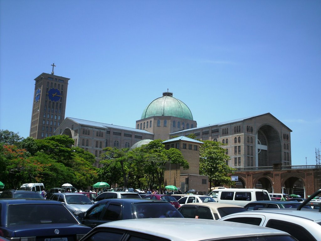 Aparecida do Norte, SP by Gillian G. da Costa