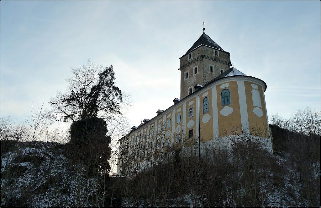 Schloss Neuhaus by Steidl Normann