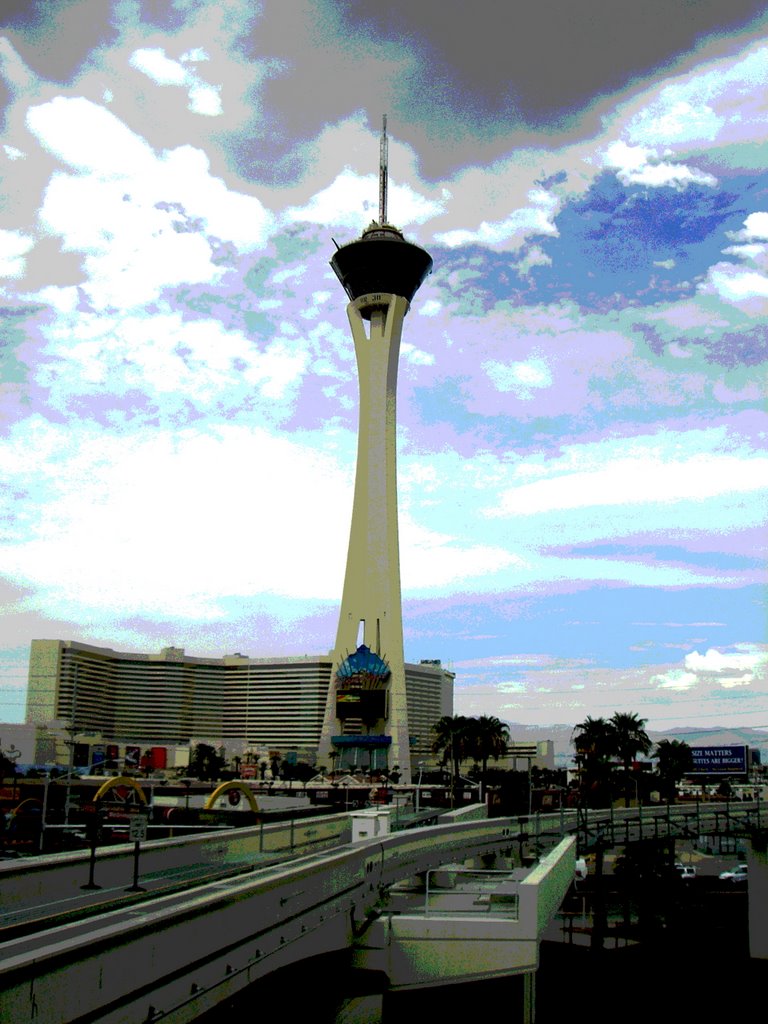 Stratosphere Hotel & Casino. by perezmontejo