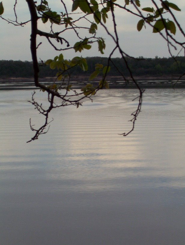 Puerto Yeruá - Río Uruguay by Edgardo N. ZORZI