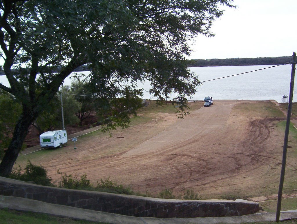 Puerto Yeruá - rampa by Edgardo N. ZORZI