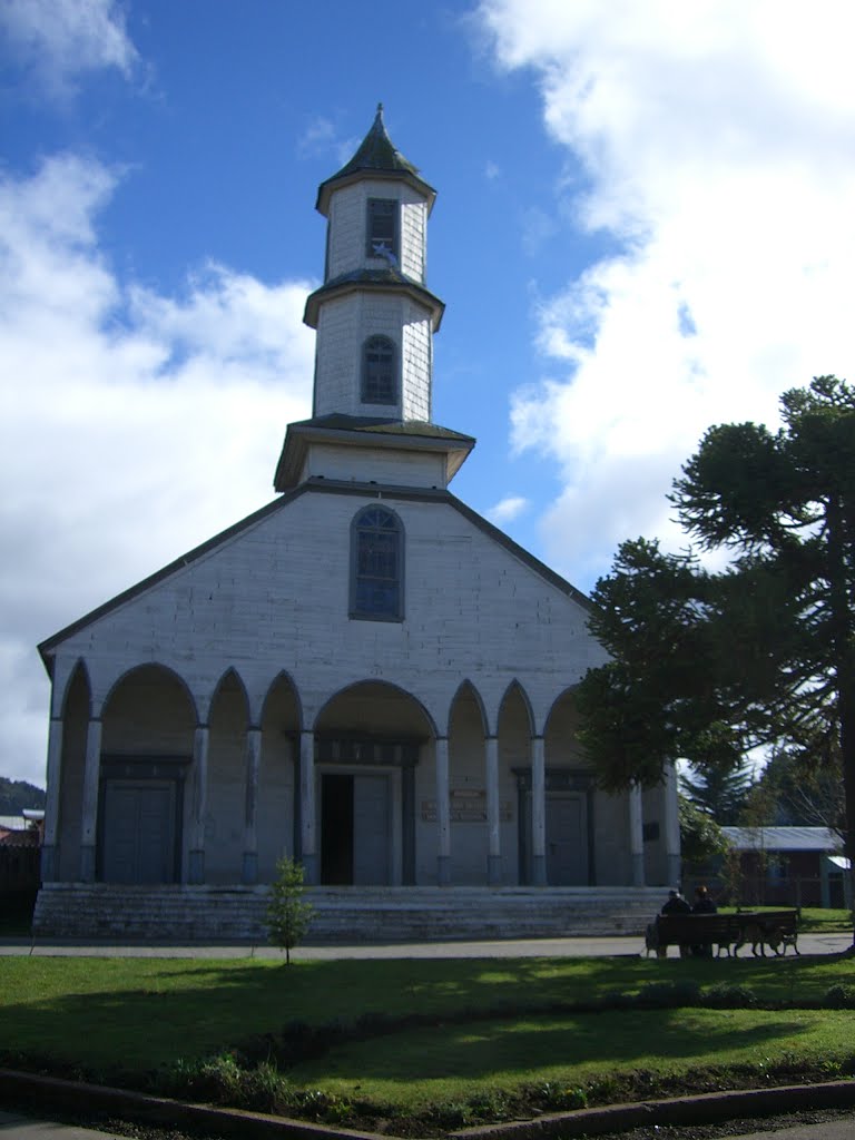 Iglesia de Nuestra Sra. de los Dolores (Dalcahue) by Maraz