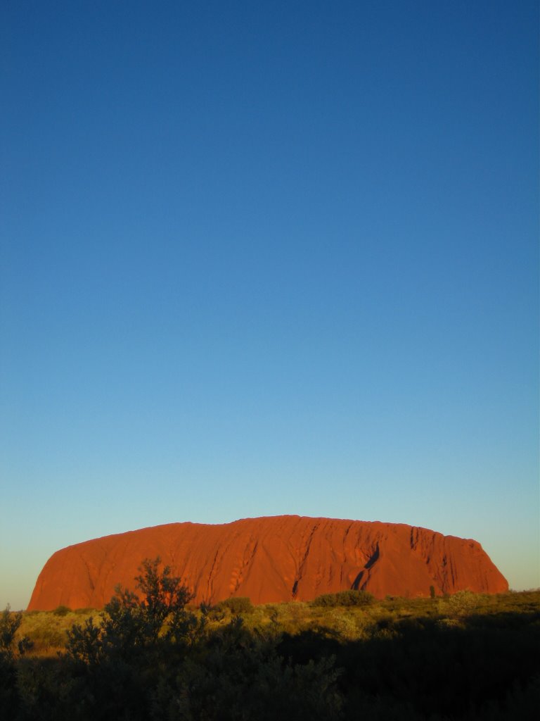 Uluru, Northern Territory by Kinya