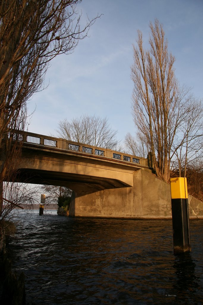 Schwerin Brücke Möwenburgstraße by Metten