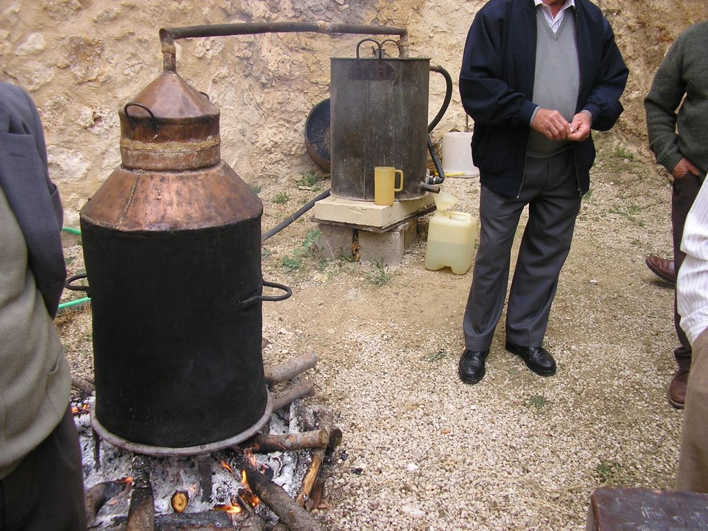 Destilando aguardiente Feria Tradiciones by mdonate