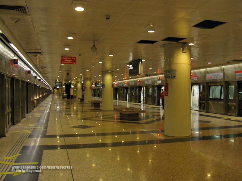 Singapore MRT North South Line - Marina Bay Station Platform 新加坡地铁南北线 滨海湾站月台 by Baycrest