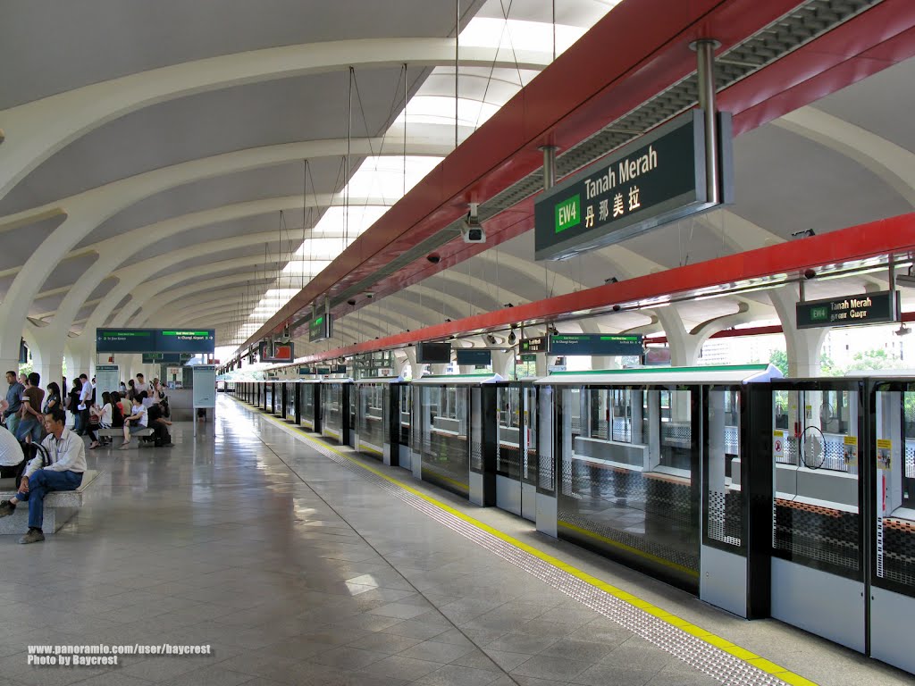 Singapore MRT East West Line - Tanah Merah Station 新加坡地铁东西线 丹那美拉站月台 by Baycrest